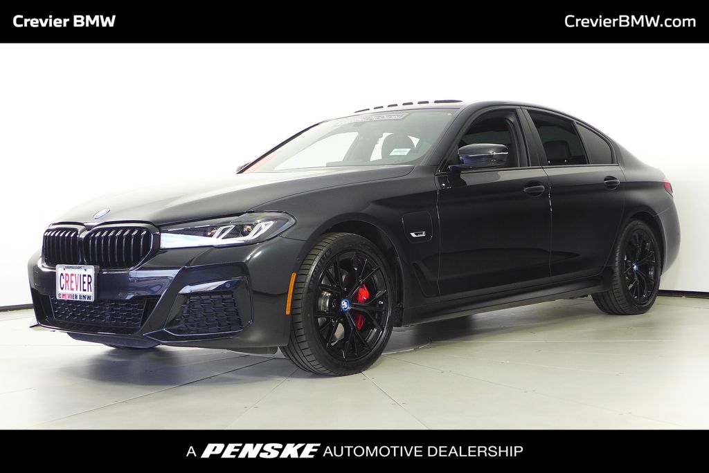 Thumbnail: 2023 BMW 5 Series - 1
