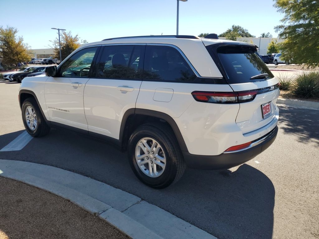 Used Car 2024 Jeep Grand Cherokee  Laredo For Sale Under $25,000 In Austin, Texas