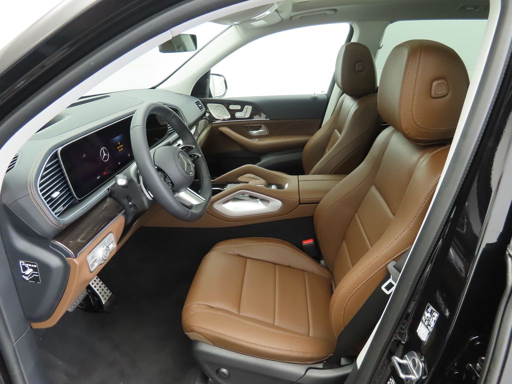 2025 Mercedes-Benz GLS 450 4MATIC 20