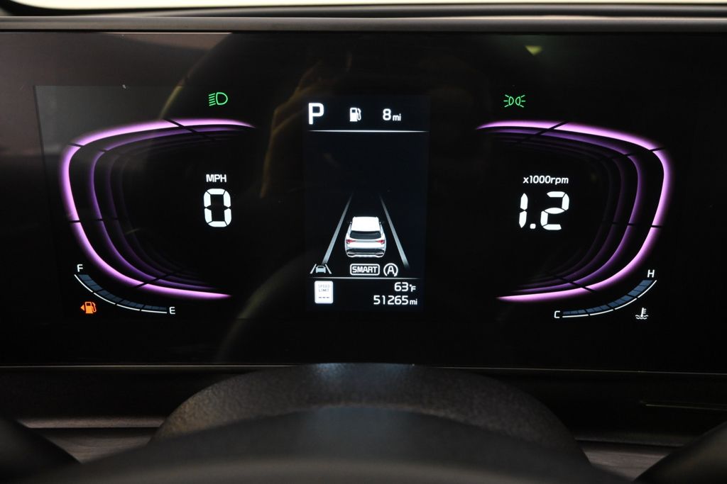 Used 2024 White Kia X-Line image 25