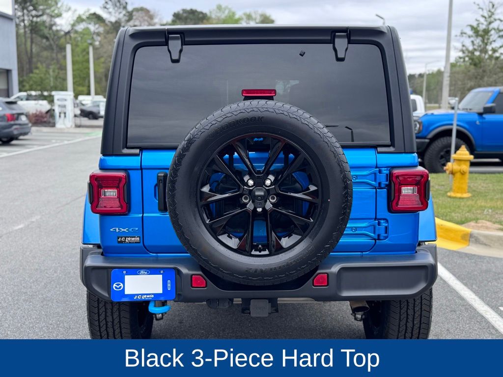 2023 Jeep Wrangler 4xe Sahara 4x4