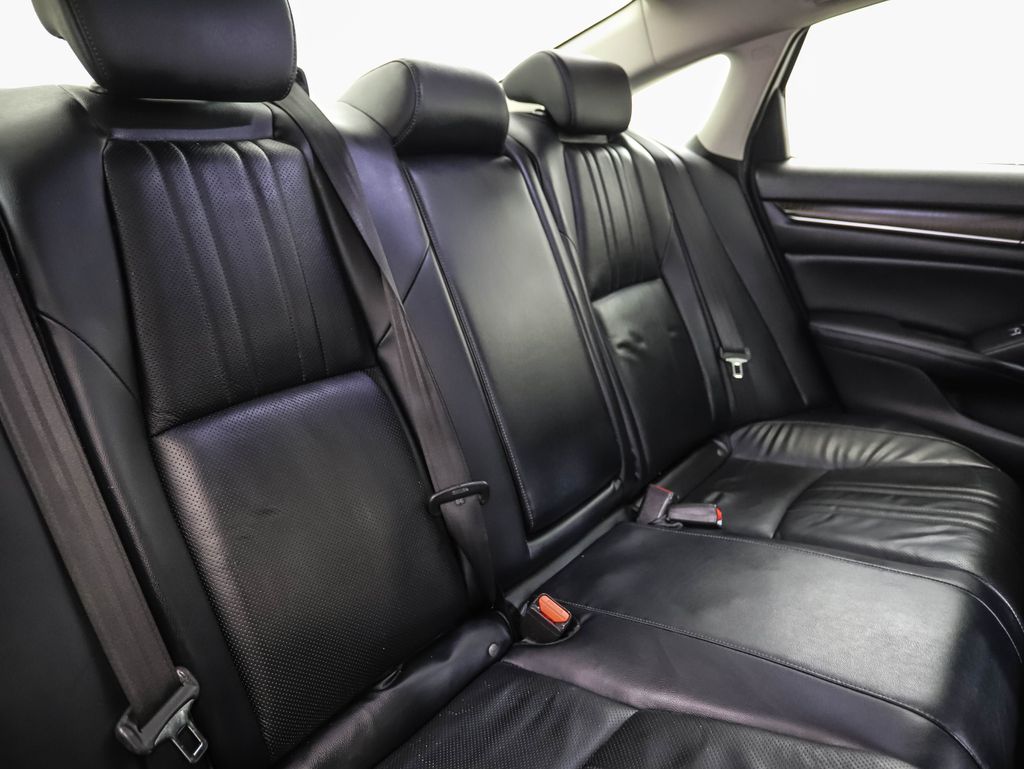 Thumbnail: 2018 Honda Accord - 27