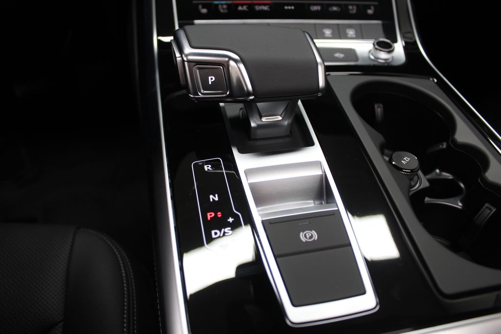 Thumbnail: 2026 Audi Q7 - 18