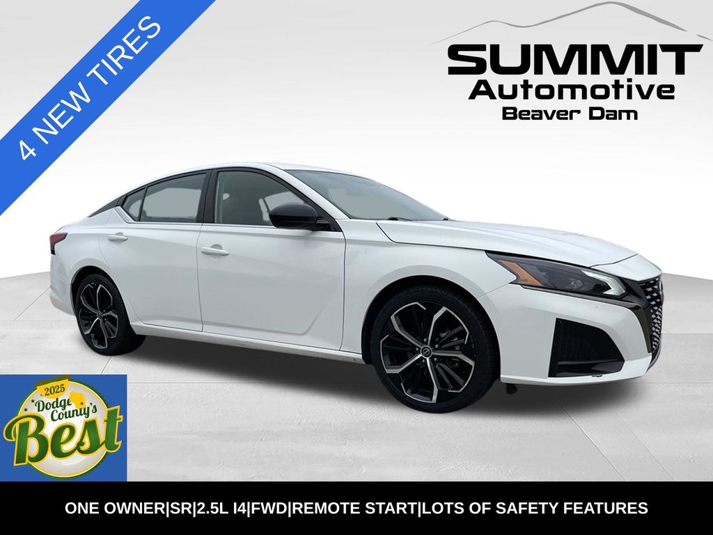  2024 Nissan Altima 2.5 SR FWD   