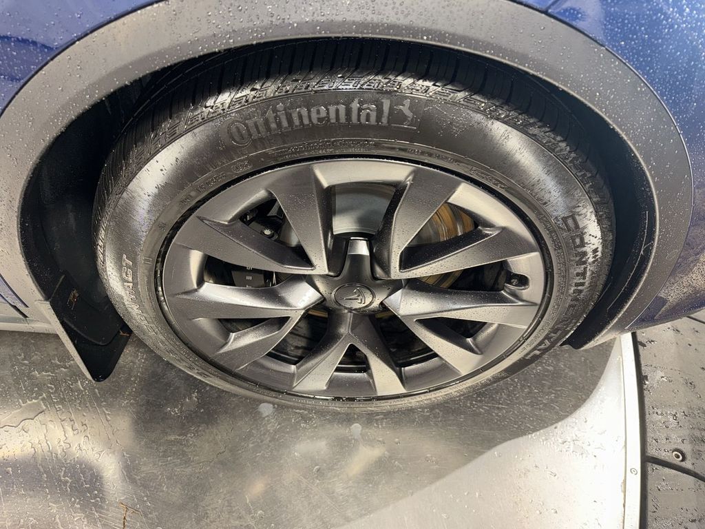 used 2022 Tesla Model X car, priced at $59,871