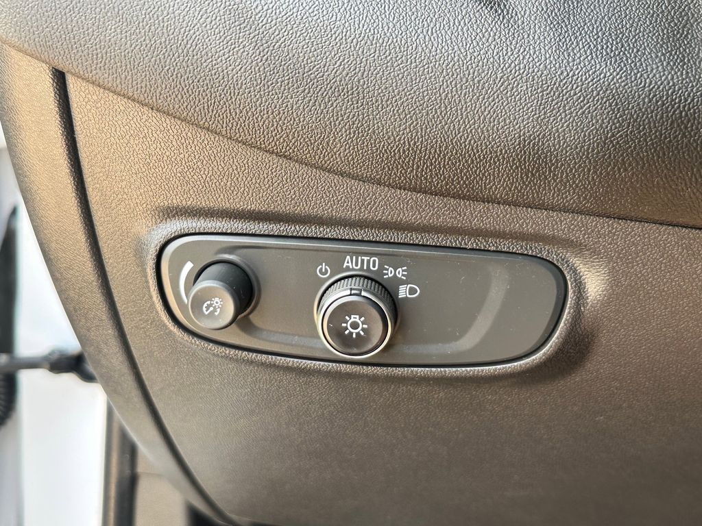 Used Car 2022 Chevrolet Equinox  Lt For Sale Under $20,000 In Austin, Texas