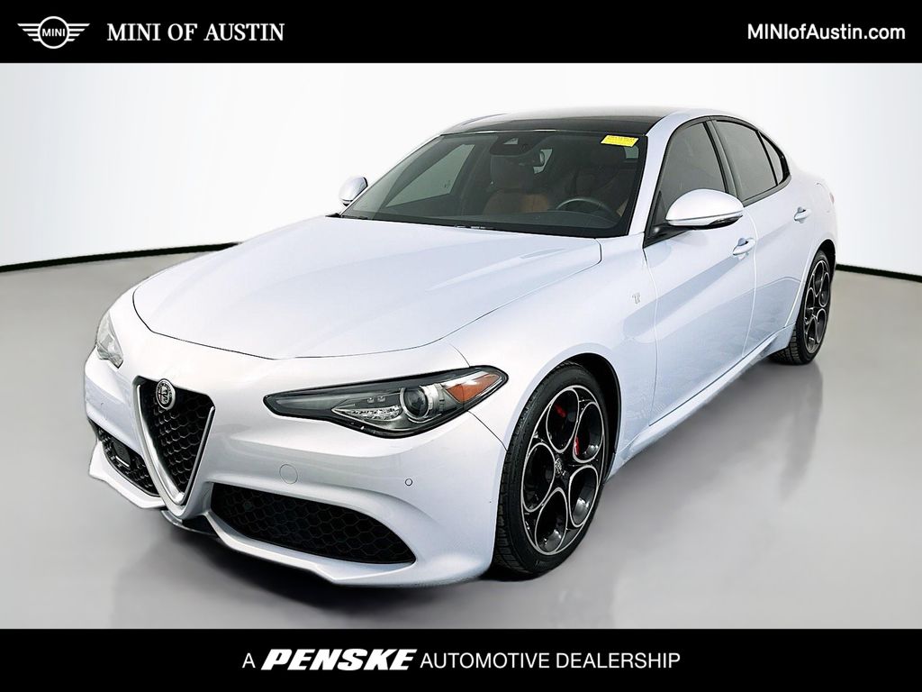 2022 Alfa Romeo Giulia Ti Hero Image