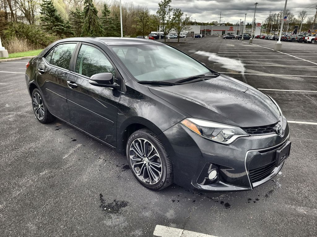 2014 Toyota Corolla S 2