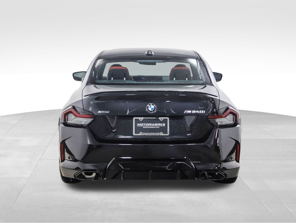 Thumbnail: 2026 BMW 2 Series - 4