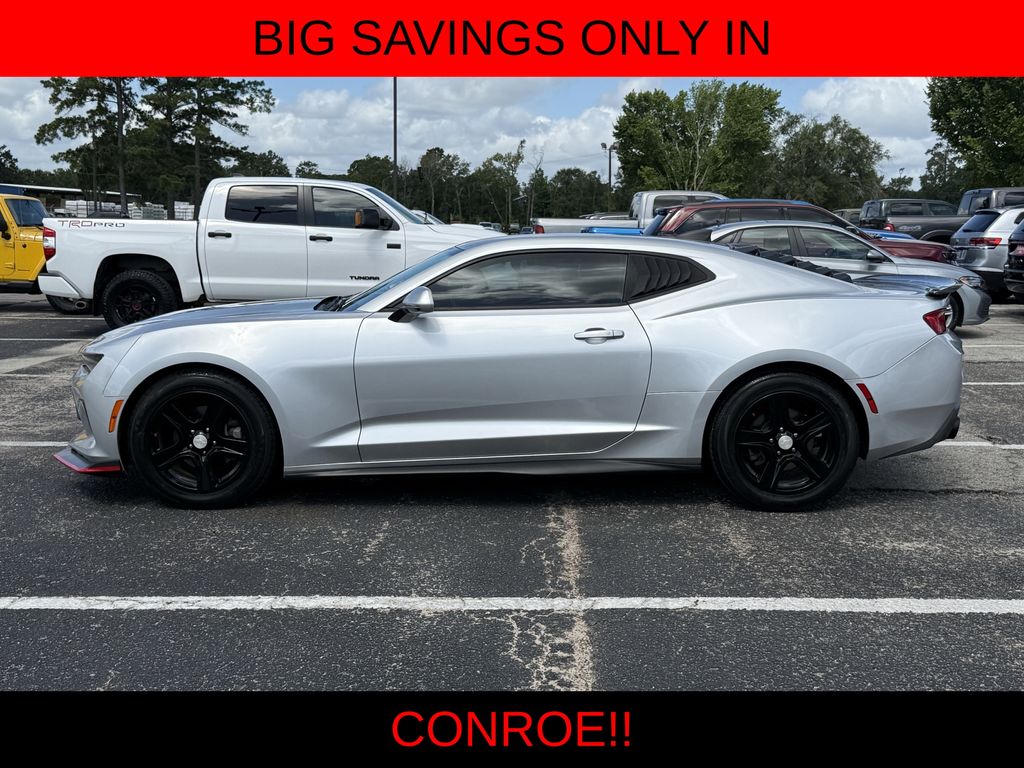 2017 Chevrolet Camaro 1LT - 9