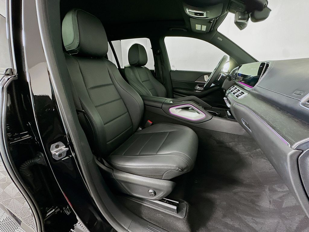 Thumbnail: 2025 Mercedes-Benz GLS - 30