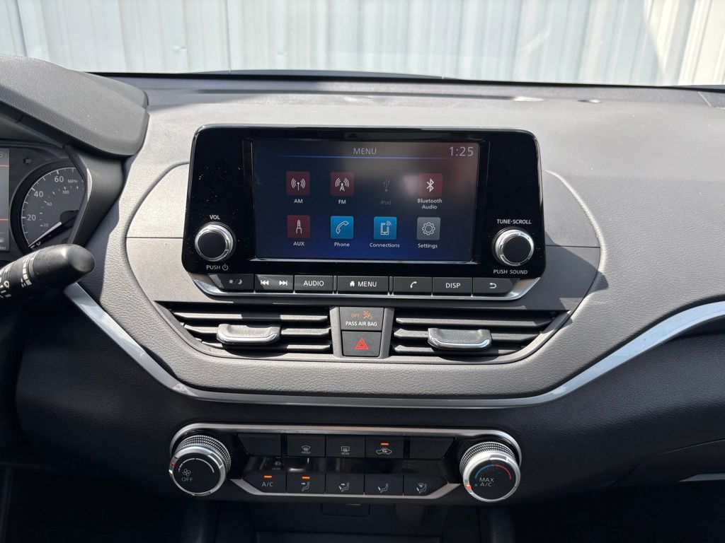 Used Car 2024 Nissan Altima  2.5 S For Sale Under $25,000 In Austin, Texas