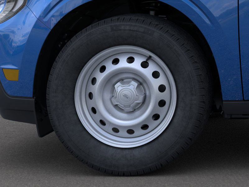2025 Ford Maverick XL photo