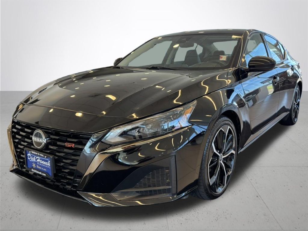 2024 Nissan Altima 2.5 SR