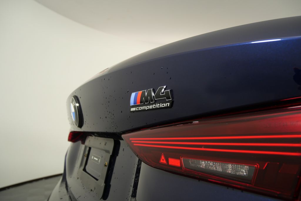 2025 BMW M4 Competition 5