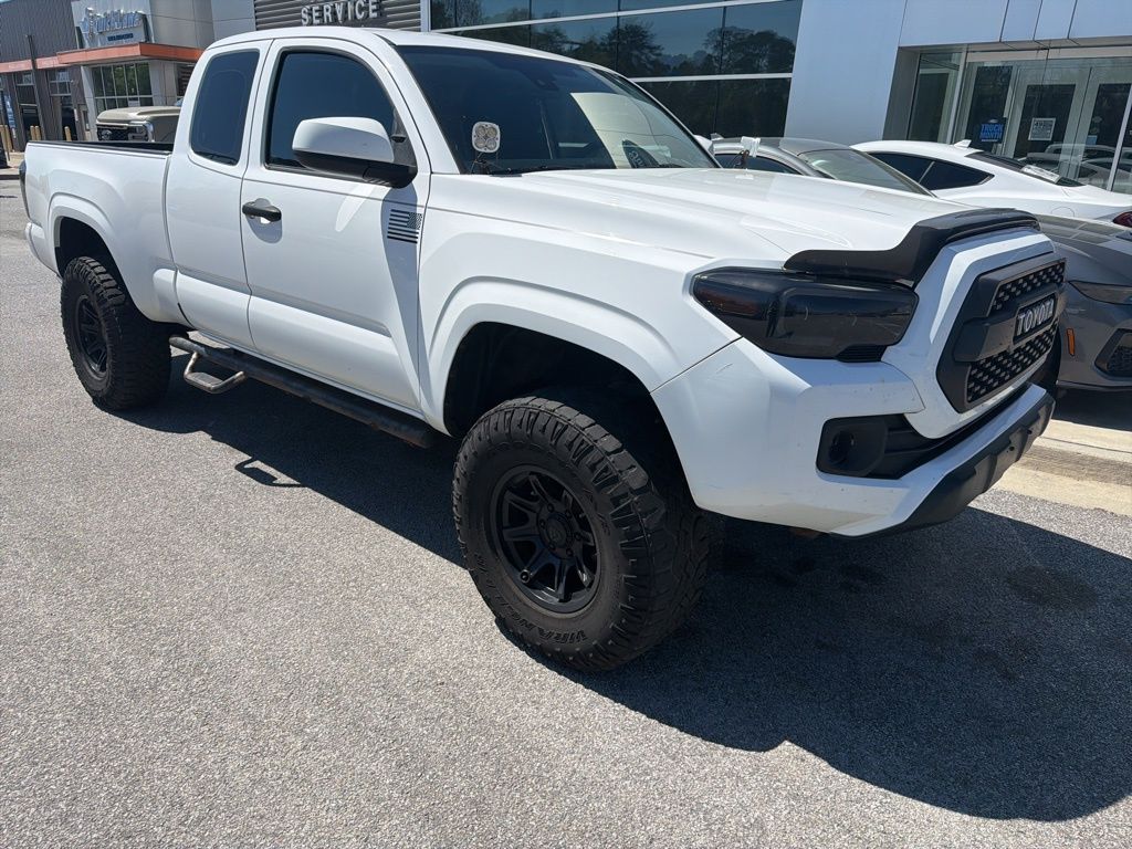 2018 Toyota Tacoma SR