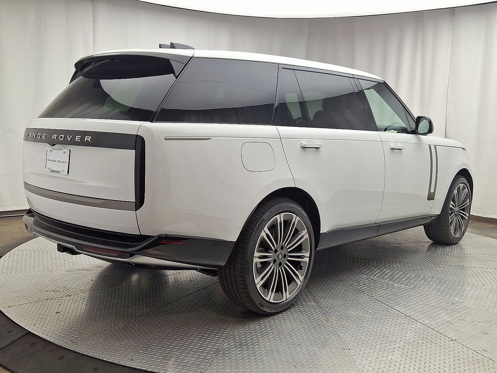 Thumbnail: 2025 Land Rover Range Rover - 3
