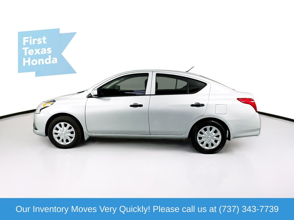 Used Car 2017 Nissan Versa  1.6 S For Sale Under $10,000 In Austin, Texas