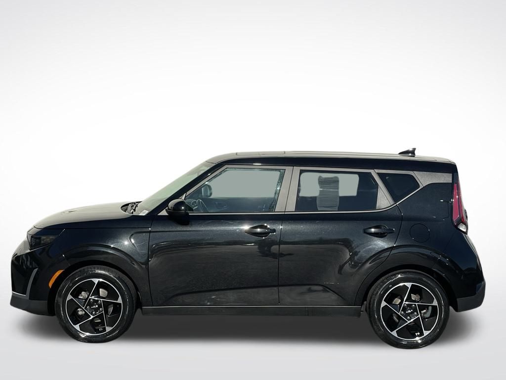 Thumbnail: 2023 Kia Soul - 2