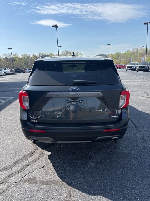 FordExplorer8