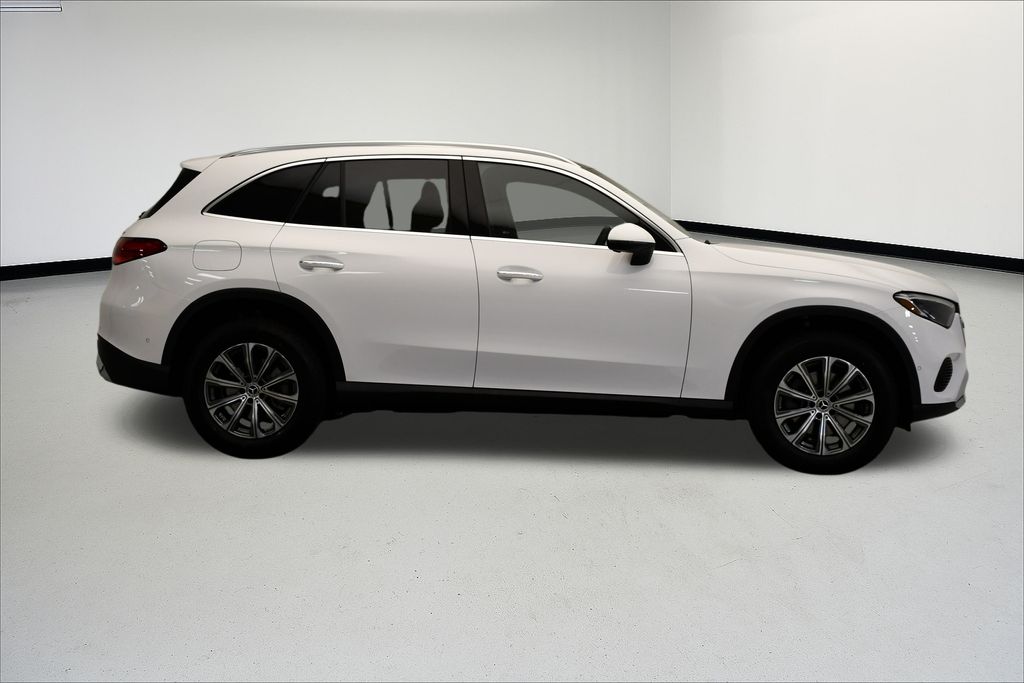 Thumbnail: 2026 Mercedes-Benz GLC - 6