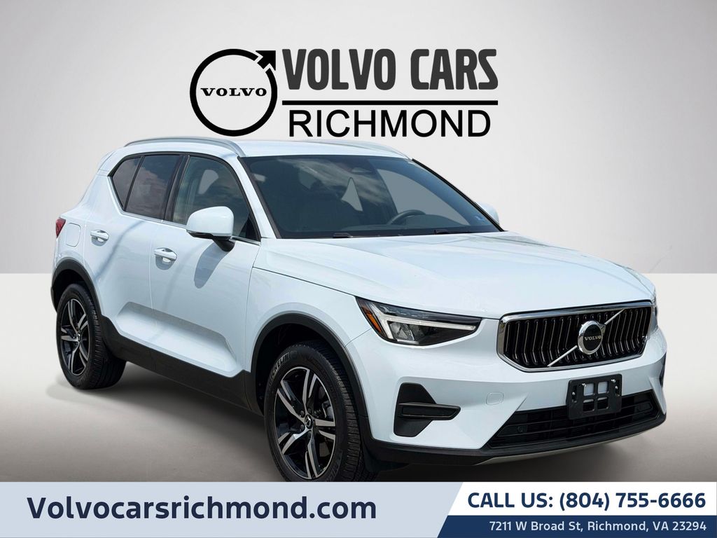 Cloud Blue 2024 Volvo XC40 SUV / Crossover  Automatic