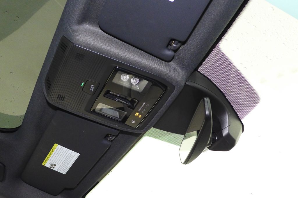 Thumbnail: 2021 Volkswagen ID.4 - 16