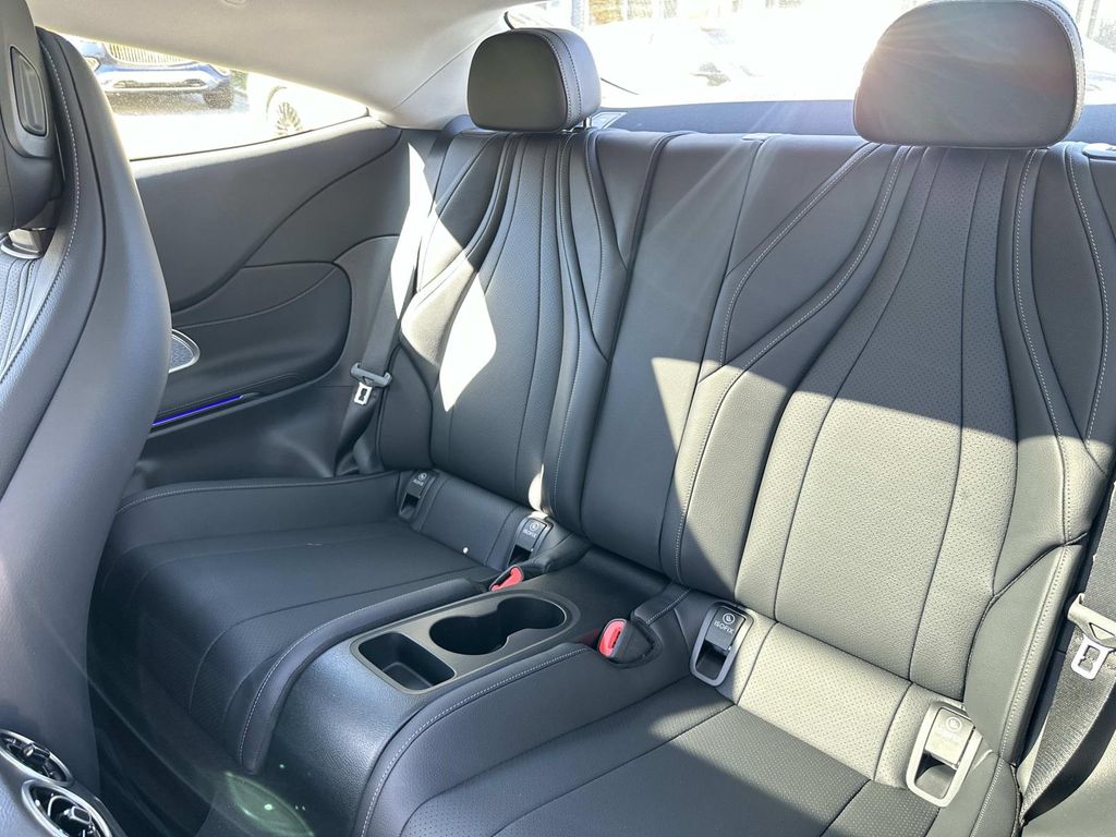 Thumbnail: 2026 Mercedes-Benz CLE - 10