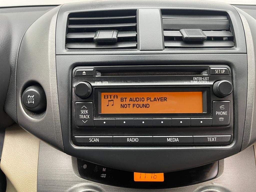 Thumbnail: 2012 Toyota RAV4 - 24