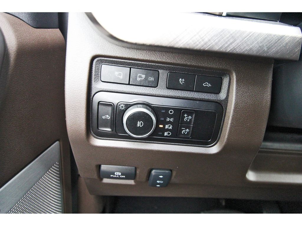 2024 Ford F-350SD King Ranch White at EAG Ford Navasota