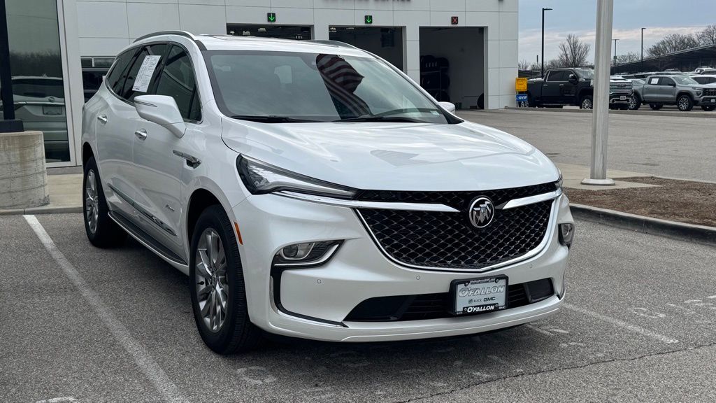 2023 Buick Enclave Avenir AWD