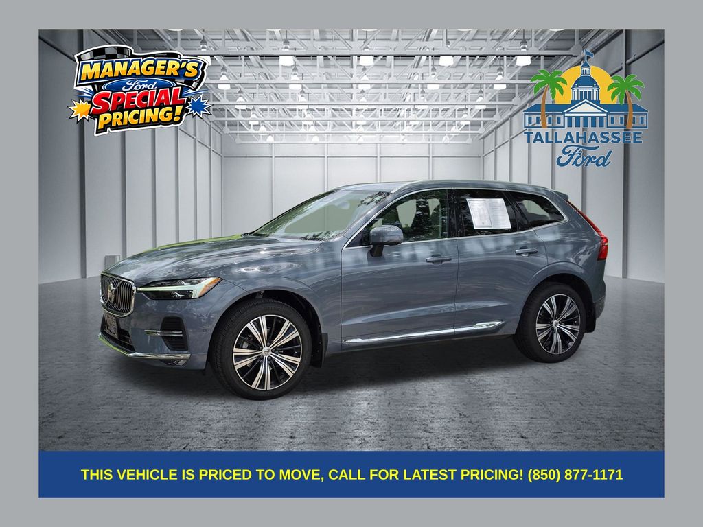  2022 Volvo XC60 B5 Inscription FWD   