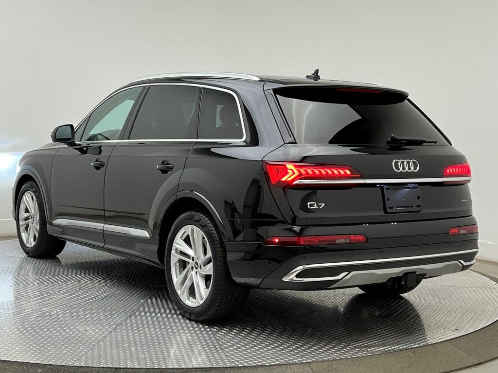 Thumbnail: 2023 Audi Q7 - 4