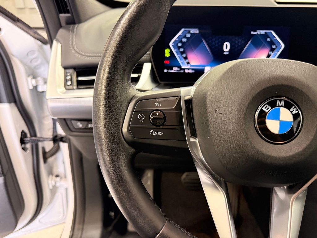 Thumbnail: 2024 BMW X1 - 13