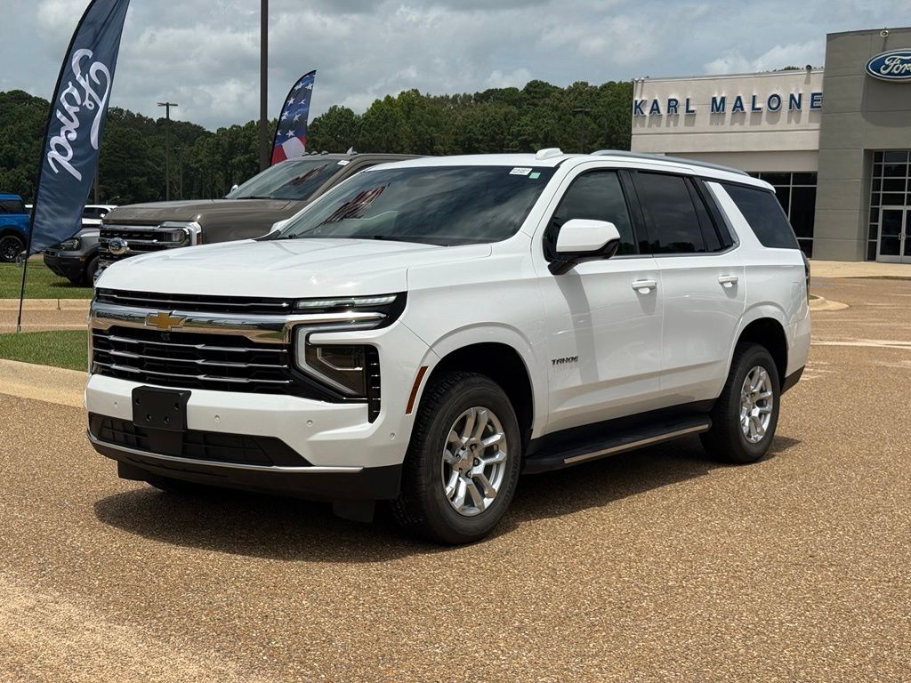 Summit White 2025 Chevrolet Tahoe SUV / Crossover 4X2