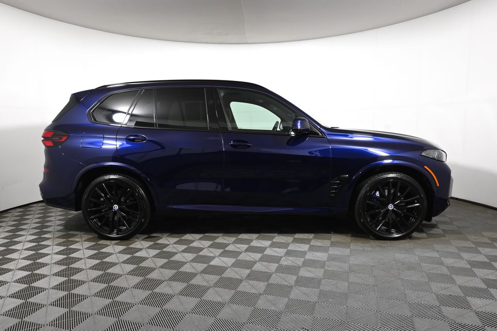 Thumbnail: 2026 BMW X5 - 8