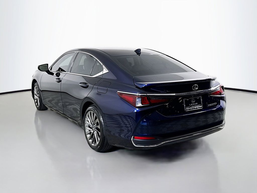 Thumbnail: 2025 Lexus ES - 7