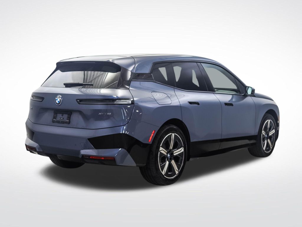 Thumbnail: 2024 BMW iX - 5