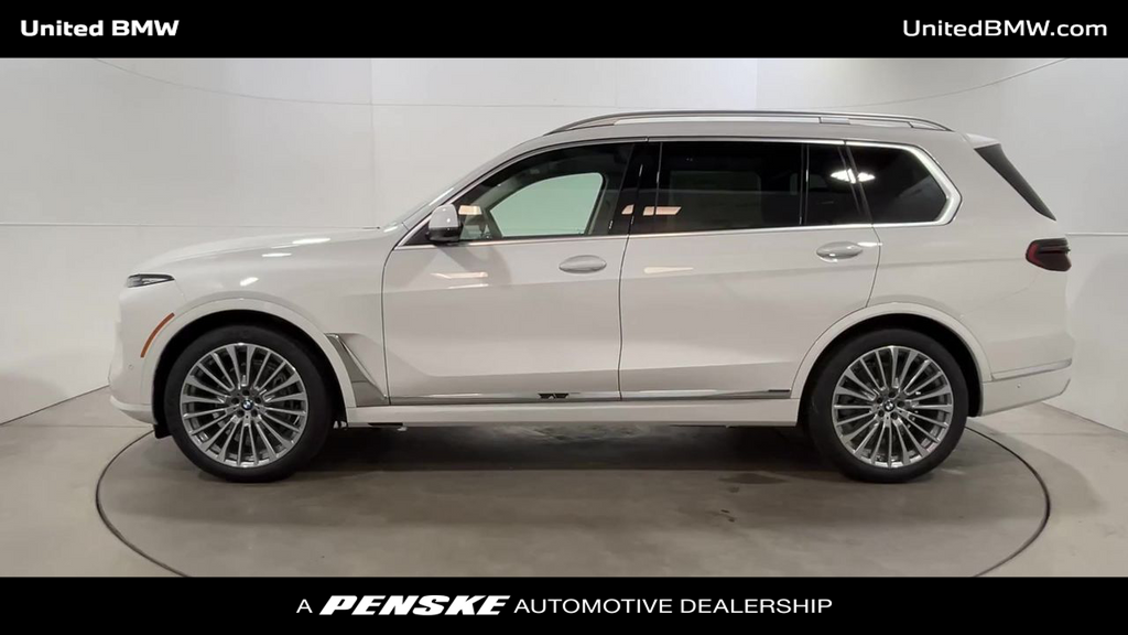 2025 BMW X7 xDrive40i 5