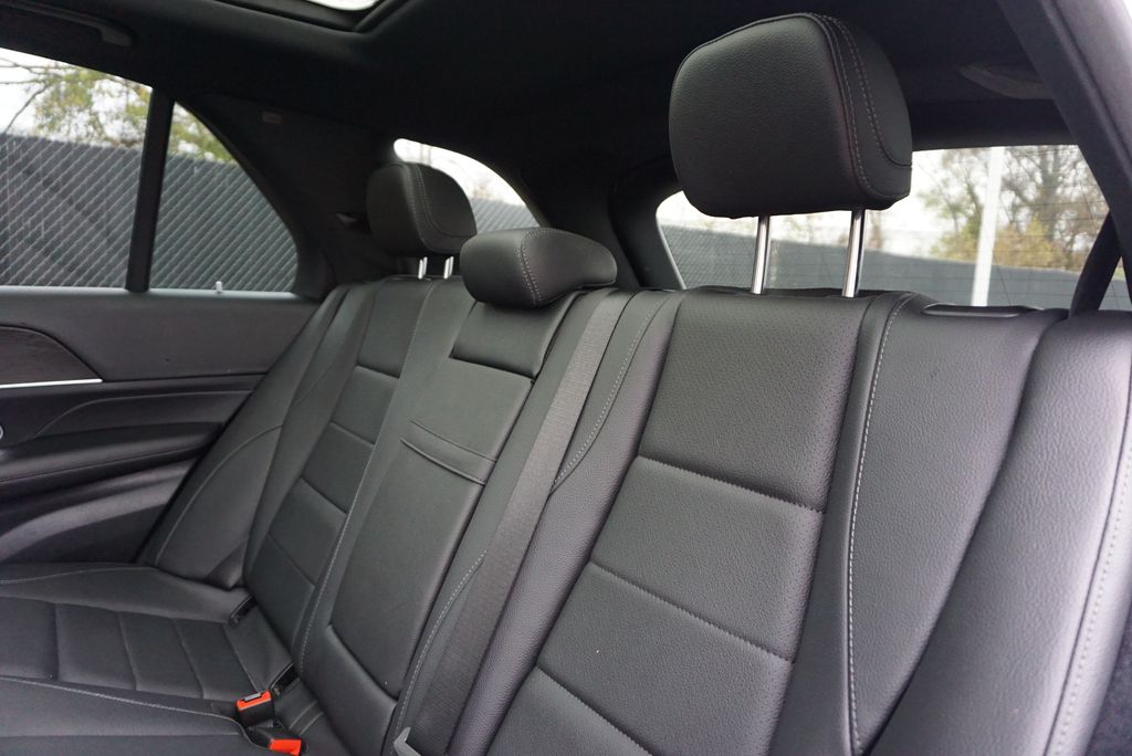 Thumbnail: 2022 Mercedes-Benz GLE - 14