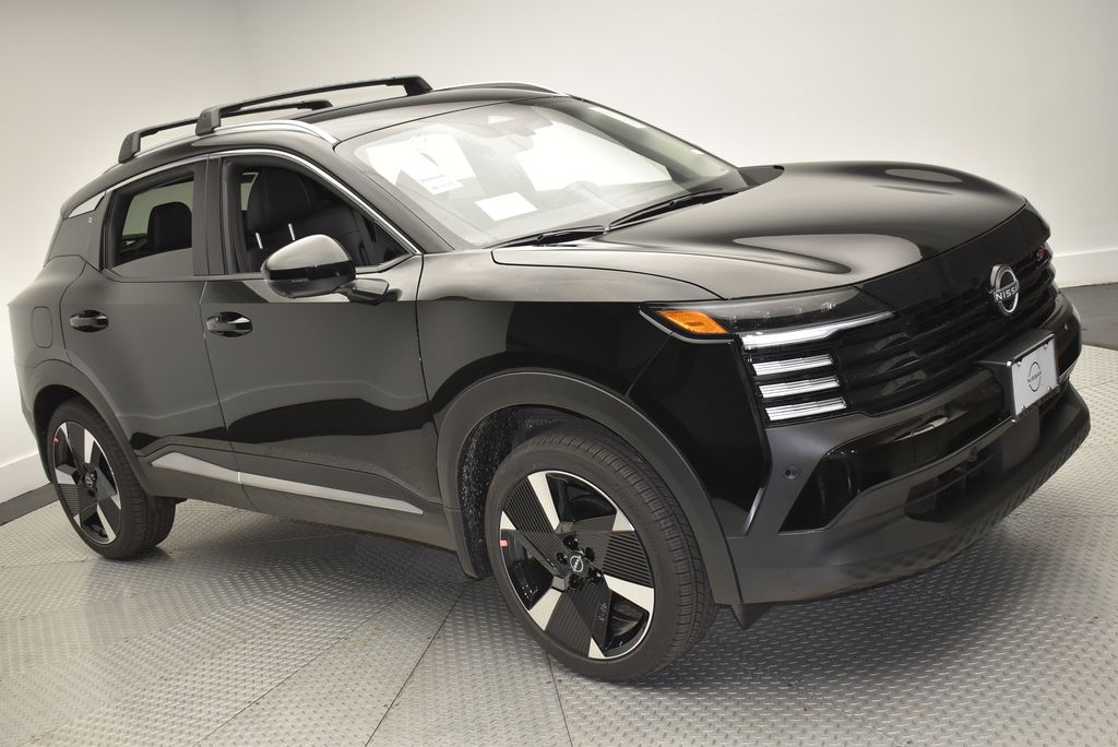 Thumbnail: 2026 Nissan Kicks - 3