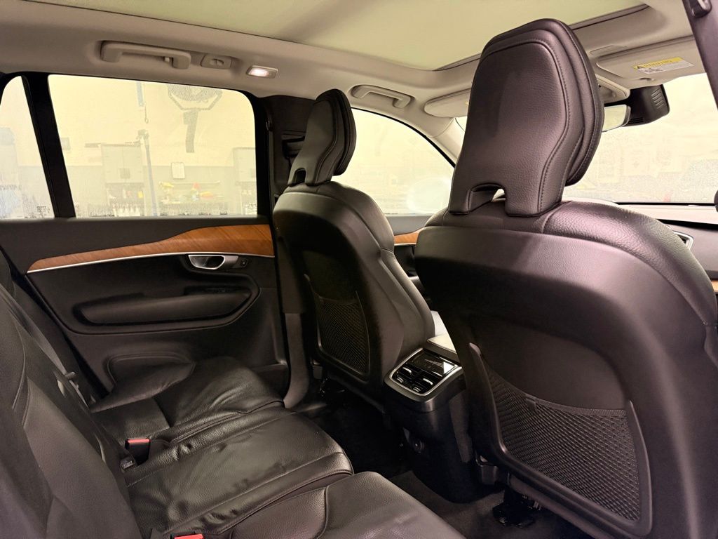 Thumbnail: 2024 Volvo XC90 - 25