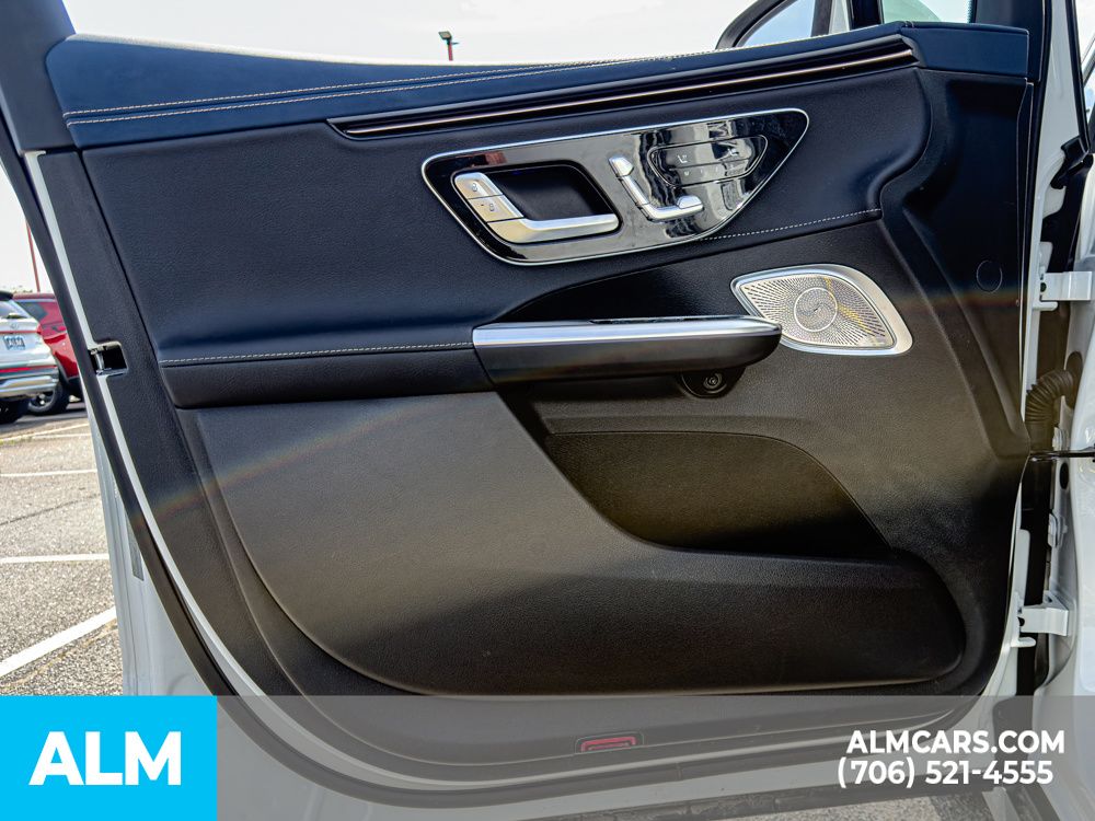Used 2025  Mercedes-Benz 350 SUV image 15