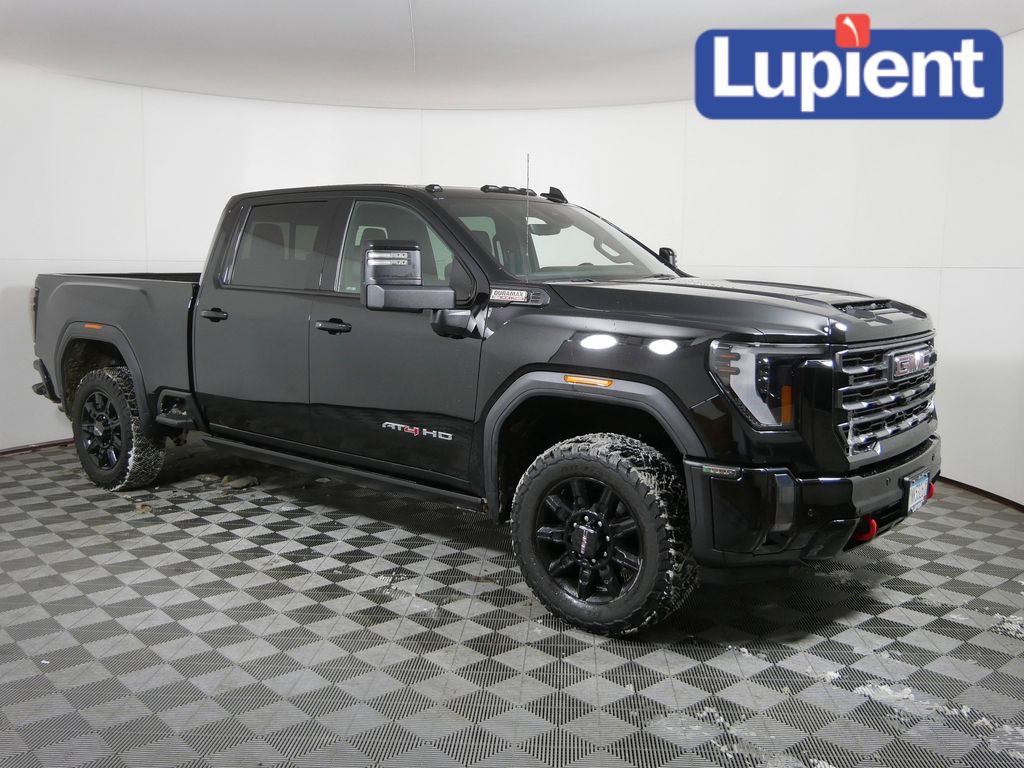 GMC Sierra 3500HD AT4 Crew Cab 4WD