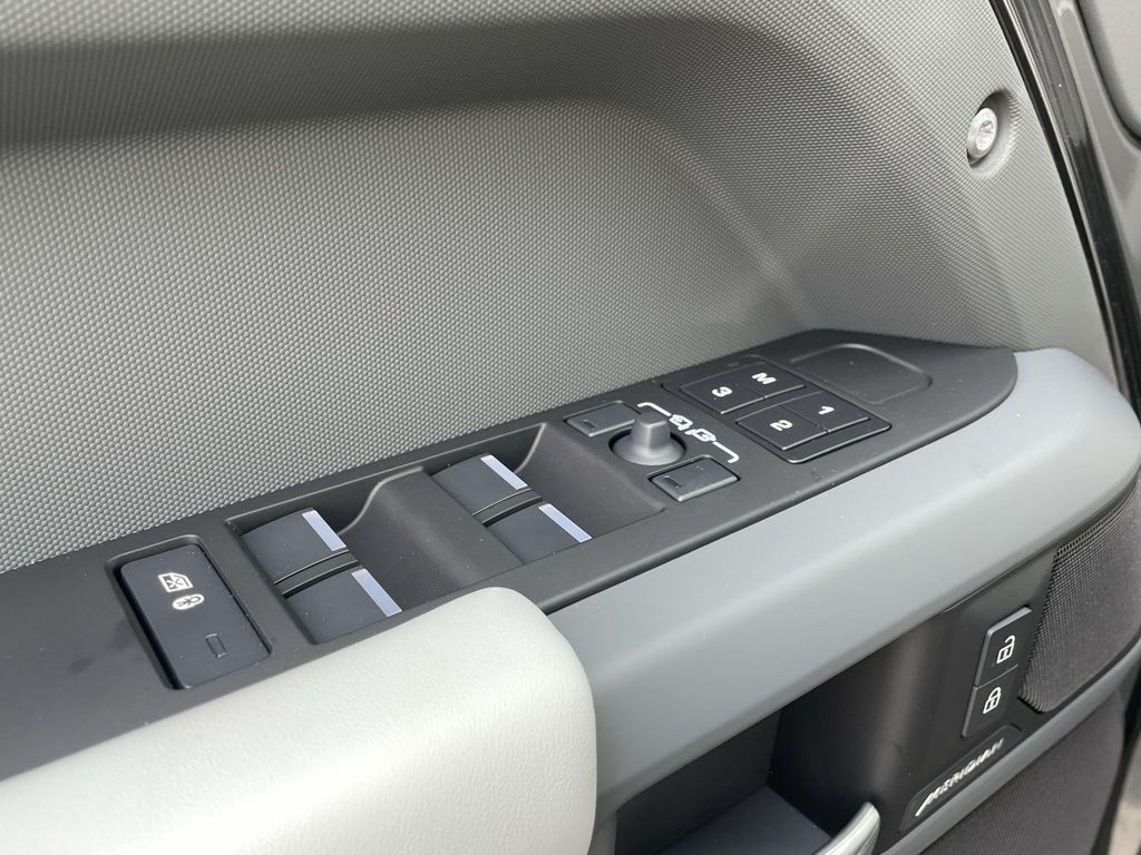 New 2026 Gray Land Rover S image 32