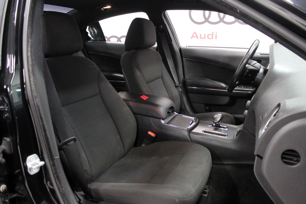 Thumbnail: 2014 Dodge Charger - 23