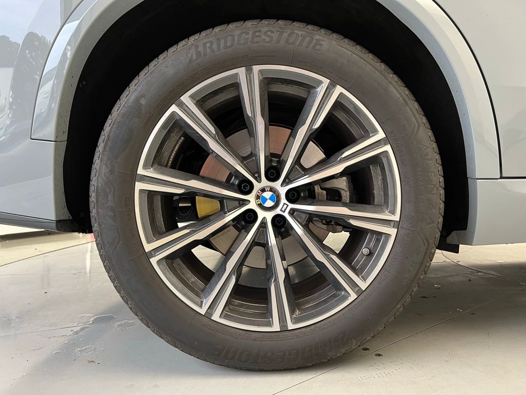 Thumbnail: 2024 BMW X5 - 23
