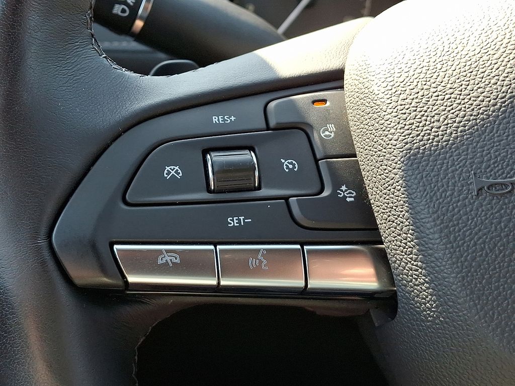 Thumbnail: 2023 Cadillac XT4 - 22