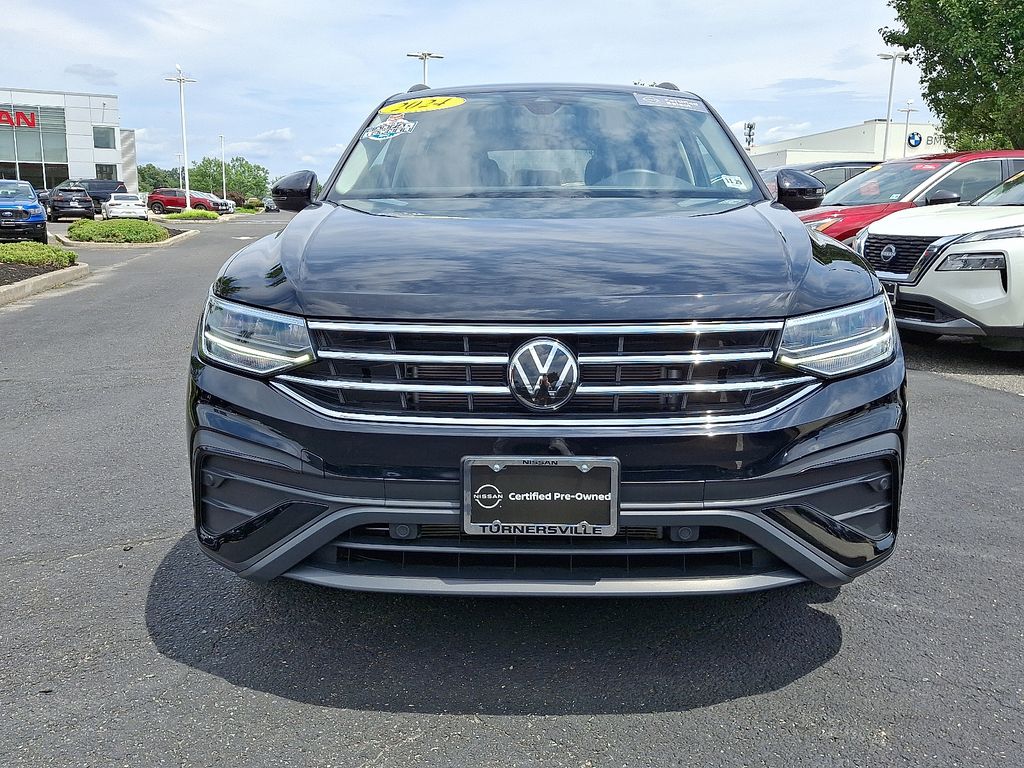 Thumbnail: 2024 Volkswagen Tiguan - 2