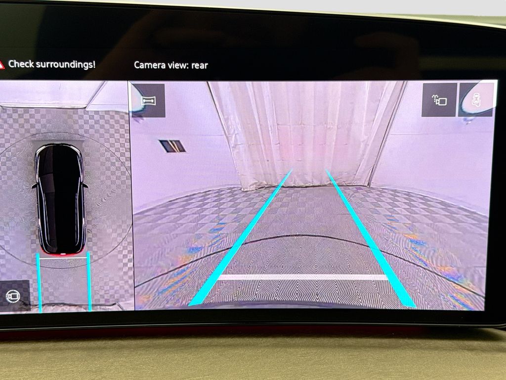 Thumbnail: 2025 Audi Q5 - 15